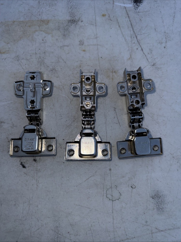 Set Of 3 GRASS 1006-30 Clip-On Hinges. Snap-On 1006 30 Made In Austria
