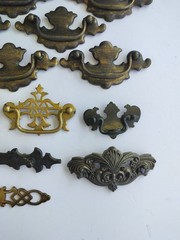 Vintage lot of 20 Brass & Metal Drawer Pulls Knobs Assorted Salvage