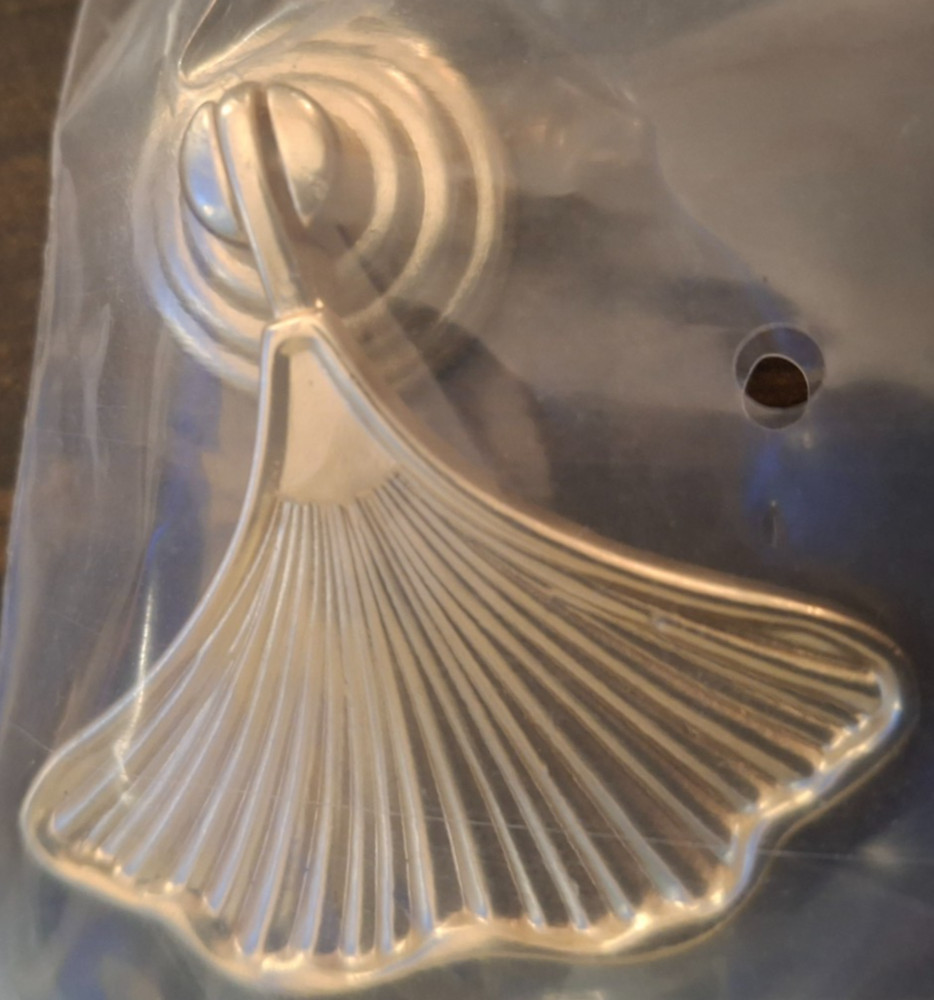 New Ginkgo 4pc Gold Bronze Alloy Leaf Knobs
