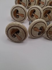 Vintage 70’s Japan Ceramic Mushroom Cabinet Knobs Set of 14 Cream Speckled 1.5”