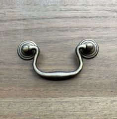 FURNITURE Chippendale Drawer Bail Knocker Pull 2 1/2″ C-C Handle Antique Brass
