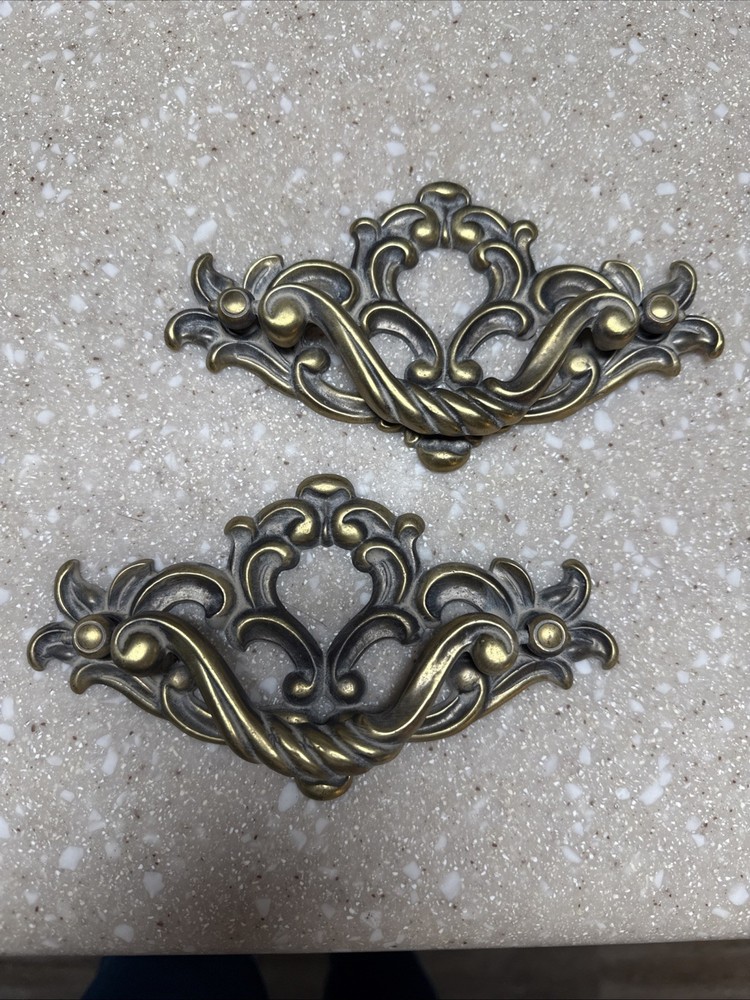 2 Bernhardt Victoria Drawer Pulls Handle Cabinet Furniture Hardware 6.5” (7)