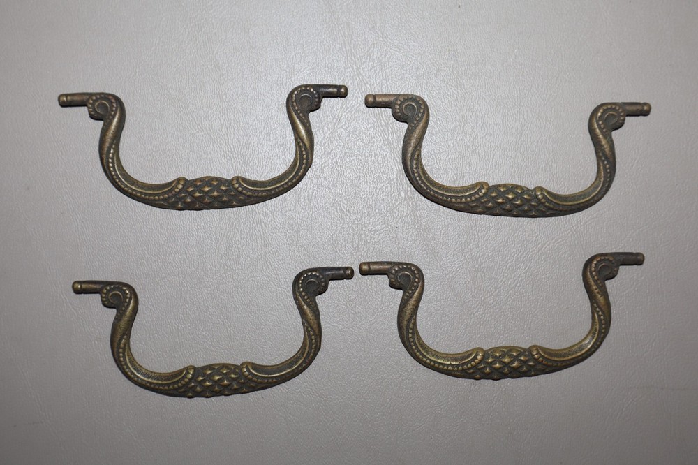 Lot #202 – 4 Vintage Cast Brass Bails – 3″ Centers