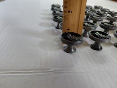 LOT OF 31 PEWTER FLORAL DESIGN DRAWER PULL KBC2004-52247 1 1/8″ OD