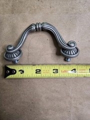 Set Of 8 French Romantics Tassel Pulls Knobs Tumbled Brass Former Sales Display