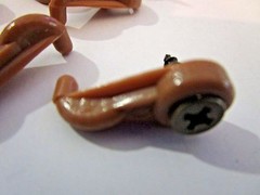 Glass Retainer Clip – ***Tan*** Plastic – 3/16″ offset, New