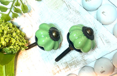 2 ANTQ Brass JADEITE GREEN Kitchen Cabinet Drawer Knobs Depression Ceramic 1.25″