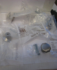 6 yes 6 – Allen+Roth 1.18in Satin Nickel Octangular Cabinet Knob Z623R-30-BNI