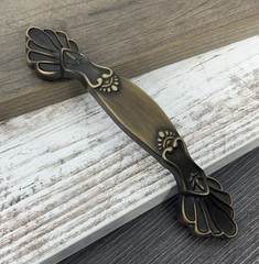 Black Antique Brass Shell Unique Cabinet Handle Bronze Solid Drawer Pulls