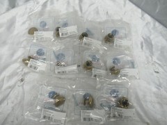 11pk Hickory Hardware P406-LP Manor House 1-1/4″ Diameter 078555540616 (Lot E)