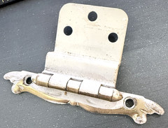 Lot of 20 French Provincial Cabinet Hinges by Amerock Ivory & Gold