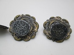Lot x 3 Vintage Drawer Cabinet Pulls Metal Finish Floral Design 2.25″ Diameter