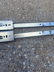(1 Pair) Snap-on 8-05388AL / 8-05388AR 53-1/2″ Full, Ball Bearing Drawer Slider