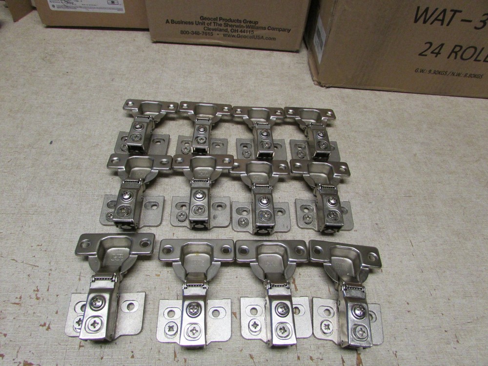 12 Compact Cabinet Hinges Soft Close 105° Face Frame 1/2″ Overlay Cam Adjustable