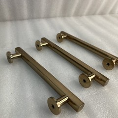 Lot Of 3 Emtek 86676US4, Cabinet Pull Handle 5″Centers Urban Modern, Satin Brass